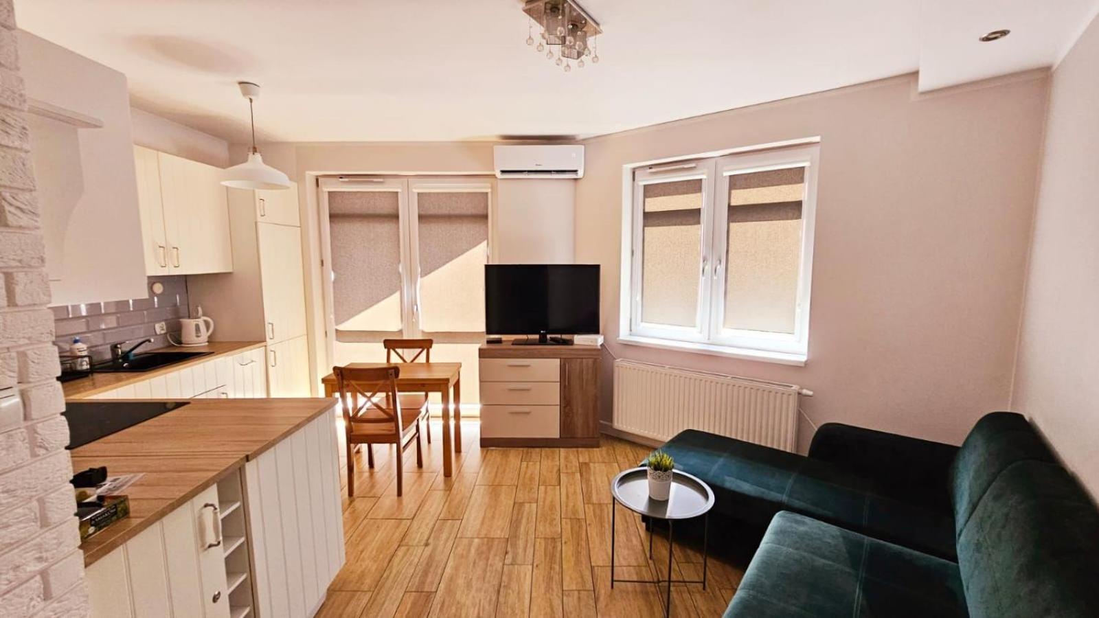 Apartament Mlynarska Piła Esterno foto